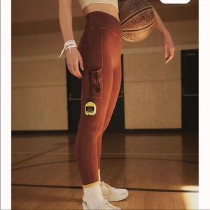 Leggings with pockets! Very good condition. Worn handful of times